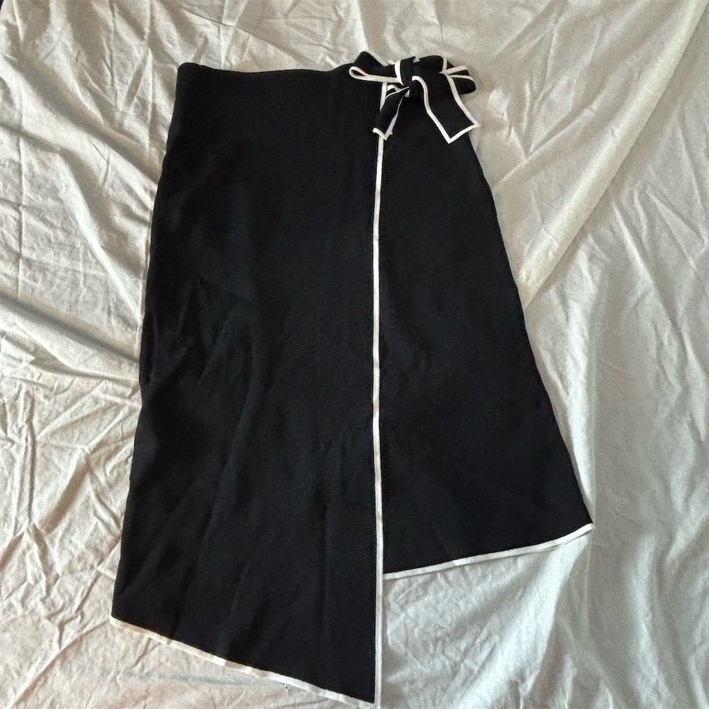 Massimo Dutti Black Maxi Skirt with White Trim and Bow